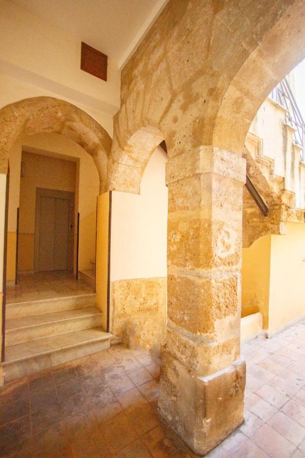 A Casa Di Francy Apartment Palermo Luaran gambar